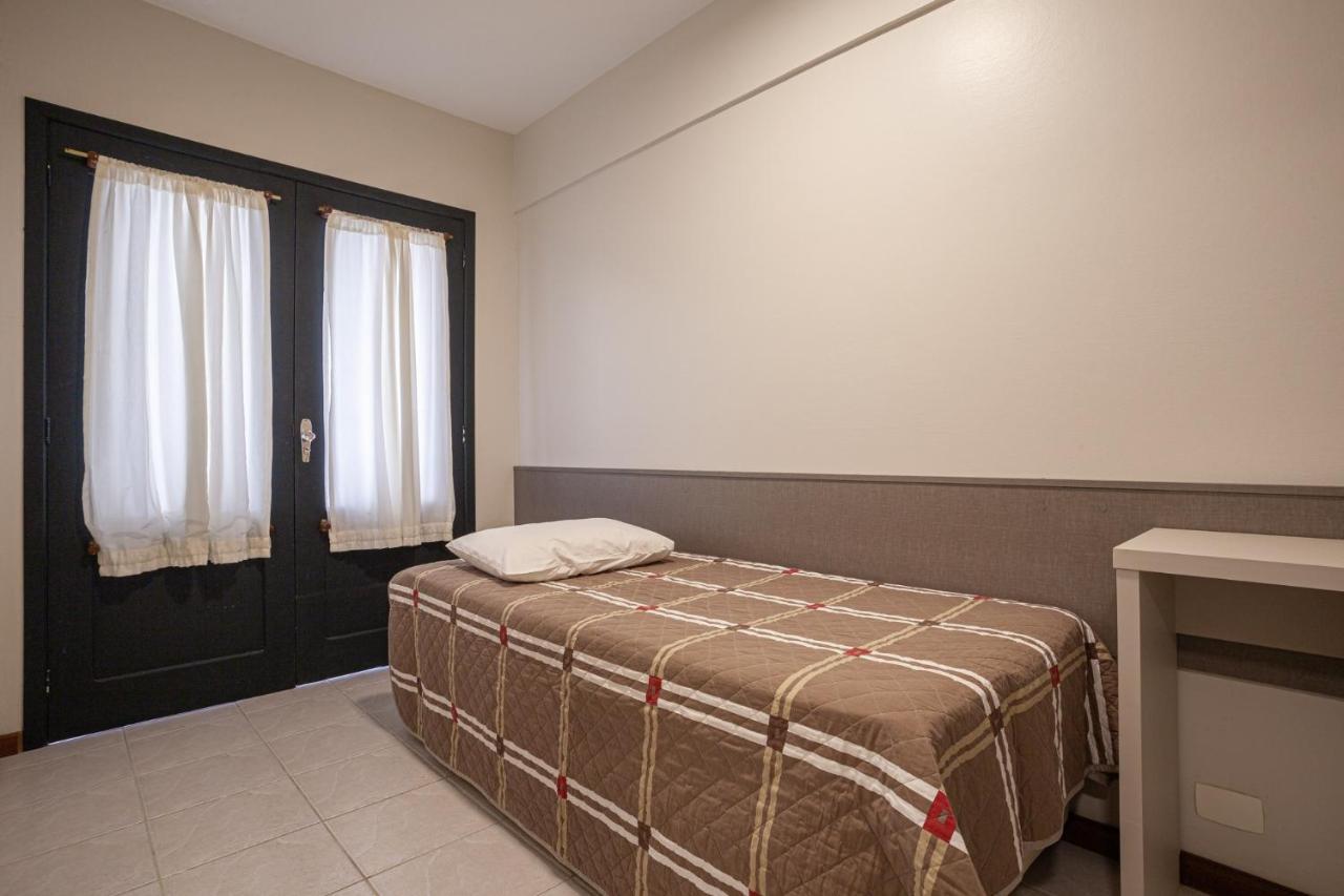 טורס A Furninha Hotel מראה חיצוני תמונה