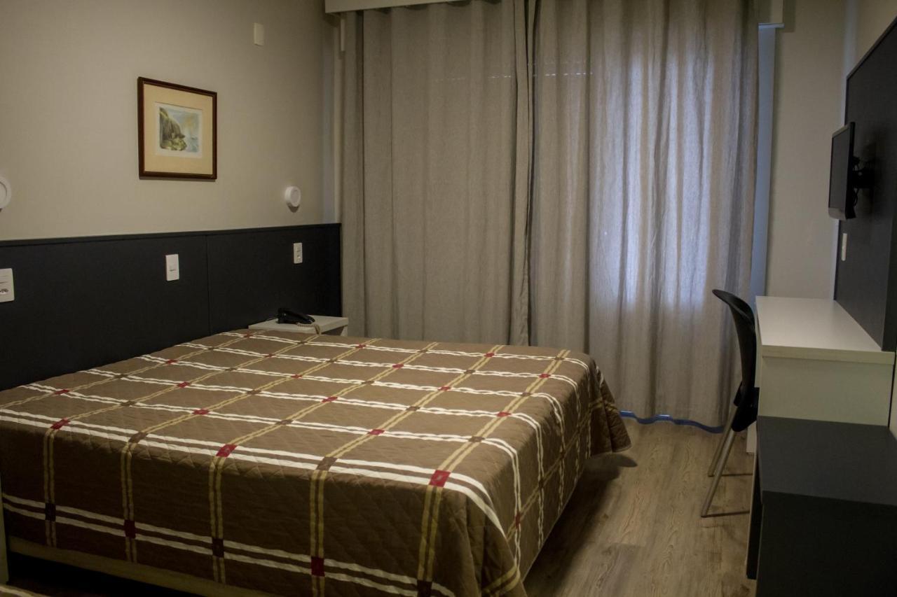 טורס A Furninha Hotel מראה חיצוני תמונה